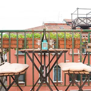 https://gondola-verde-veniceiloveyou-apartments.hotelslidodijesolo.com
